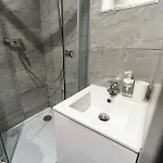 Stylish Modern With Winter Terrace Острава